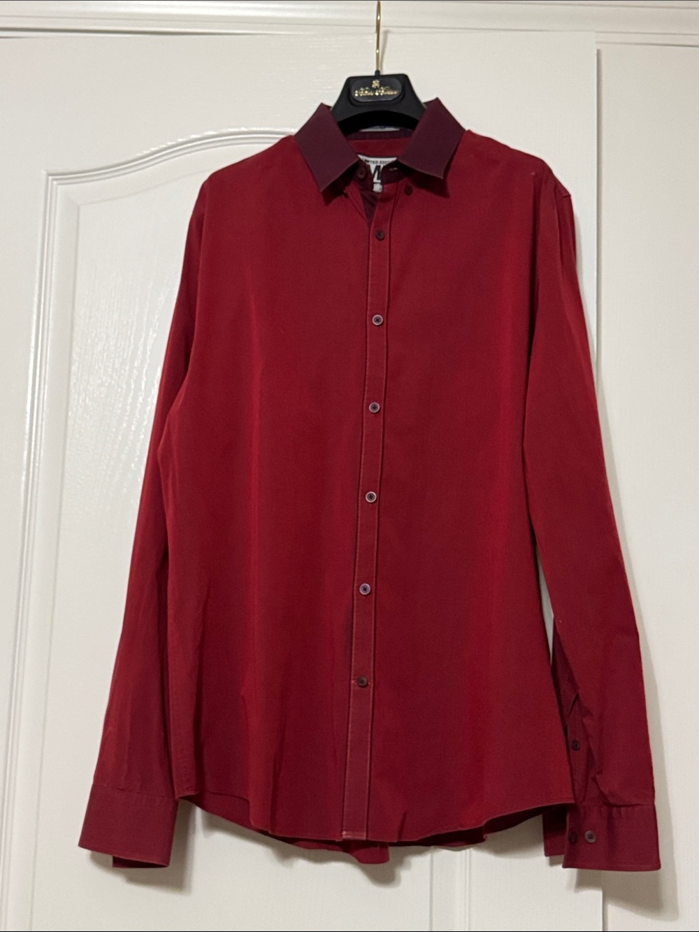 Express Men's Fitted Wine Red Button-Down Shirt with Contrast Collar